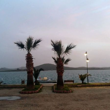Aliye Hanim Ayvalı Exterior foto